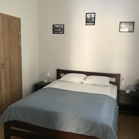 Aparthotel Sofi *