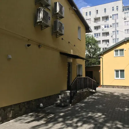 Sofi Aparthotel Lviv