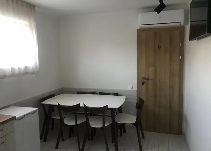 Sofi Aparthotel Lviv